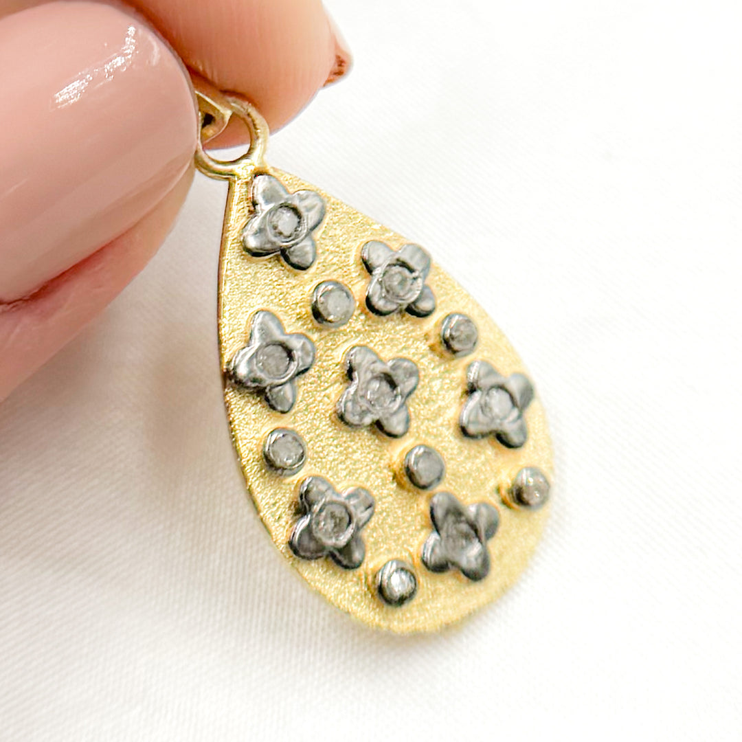 DP477. Diamond Sterling Silver Drop Flower Pendant