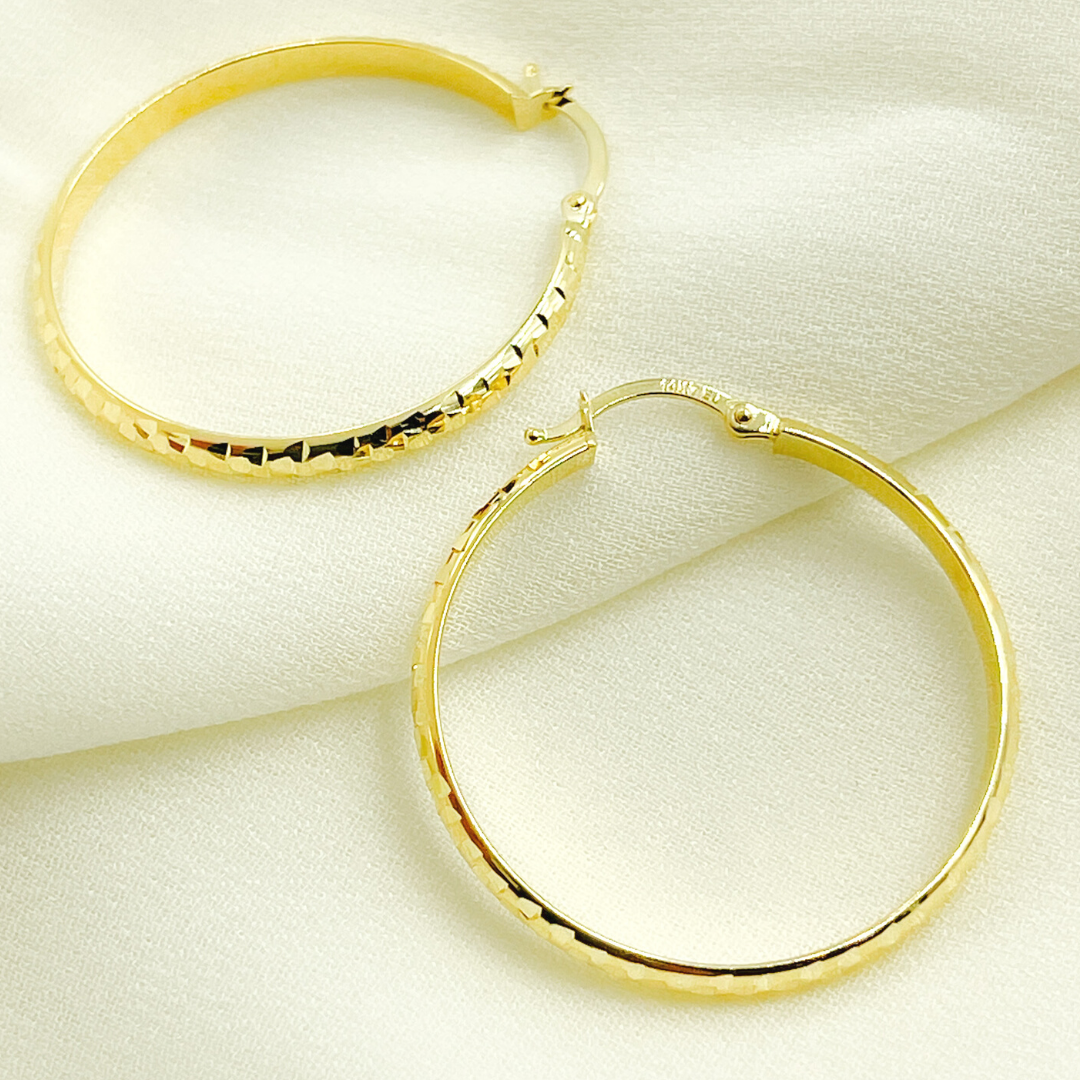 GER76. 14K Gold Diamond Cut Hollow Hoop Earrings