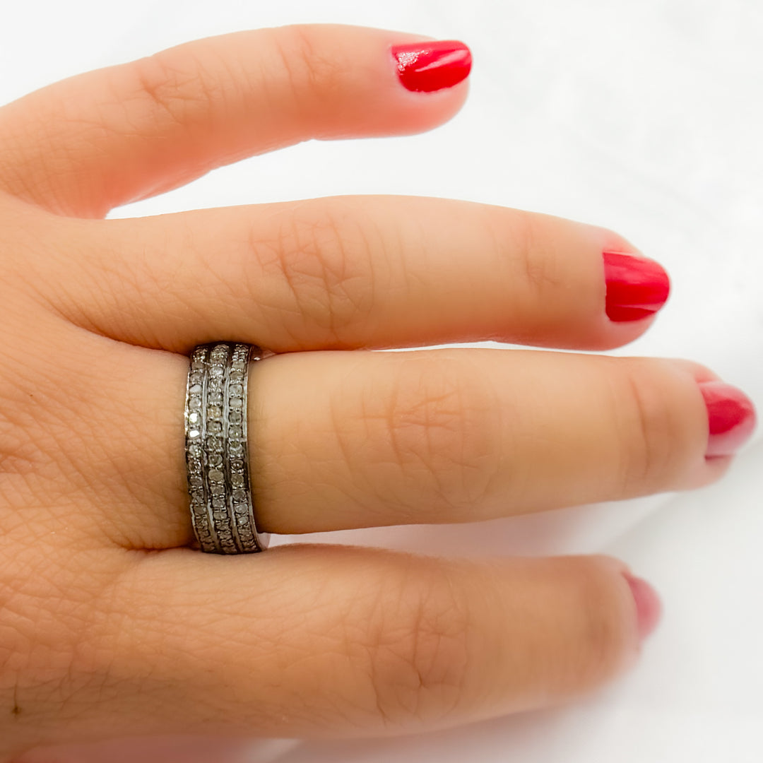 DE031. Diamond Black Rhodium Sterling Silver Ring