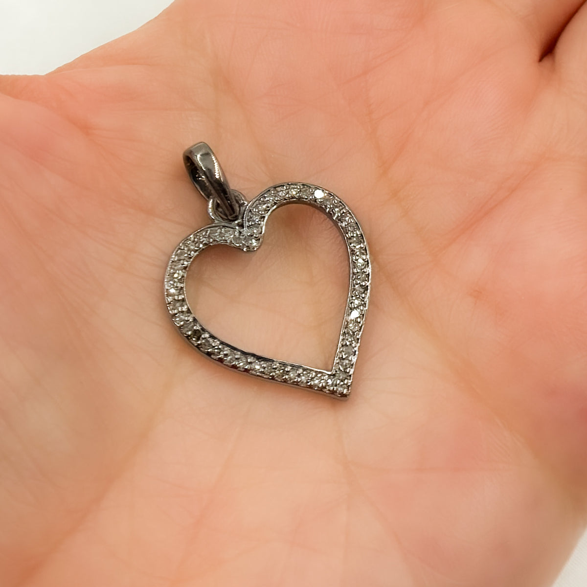 DP080. Diamond Sterling Silver Heart Pendant