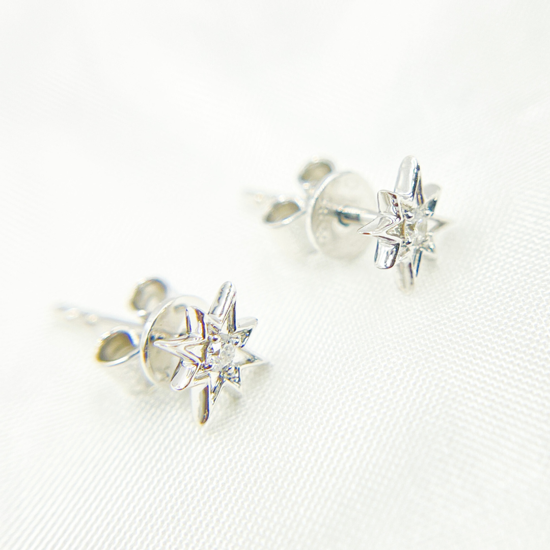ER413159W. 14K Solid White Gold Star Diamond Studs