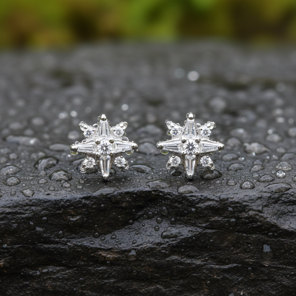 EFC54266. 14K Solid Gold Diamond Star Studs