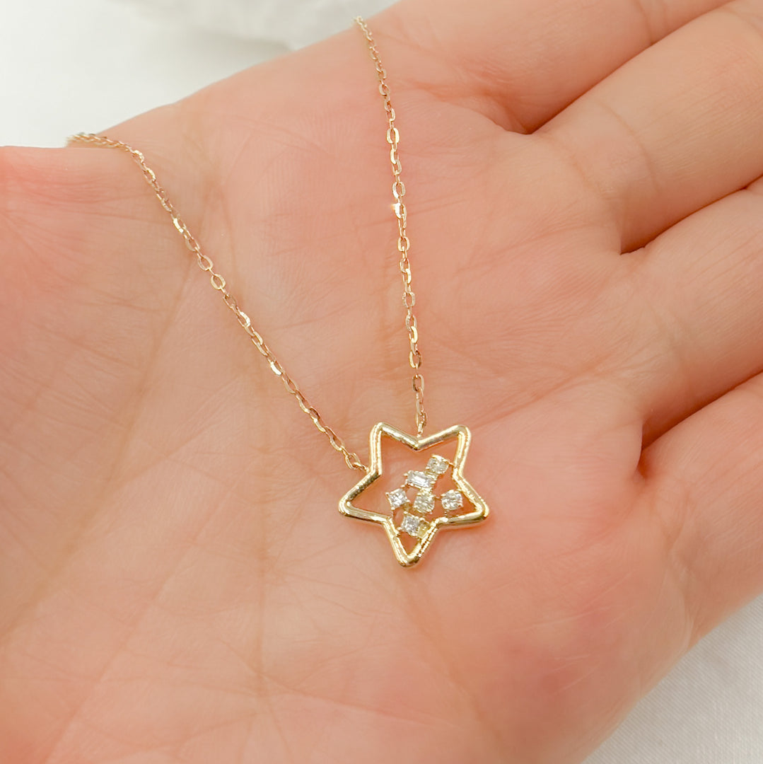 14k Solid Gold Diamond Star Necklace. NT401196