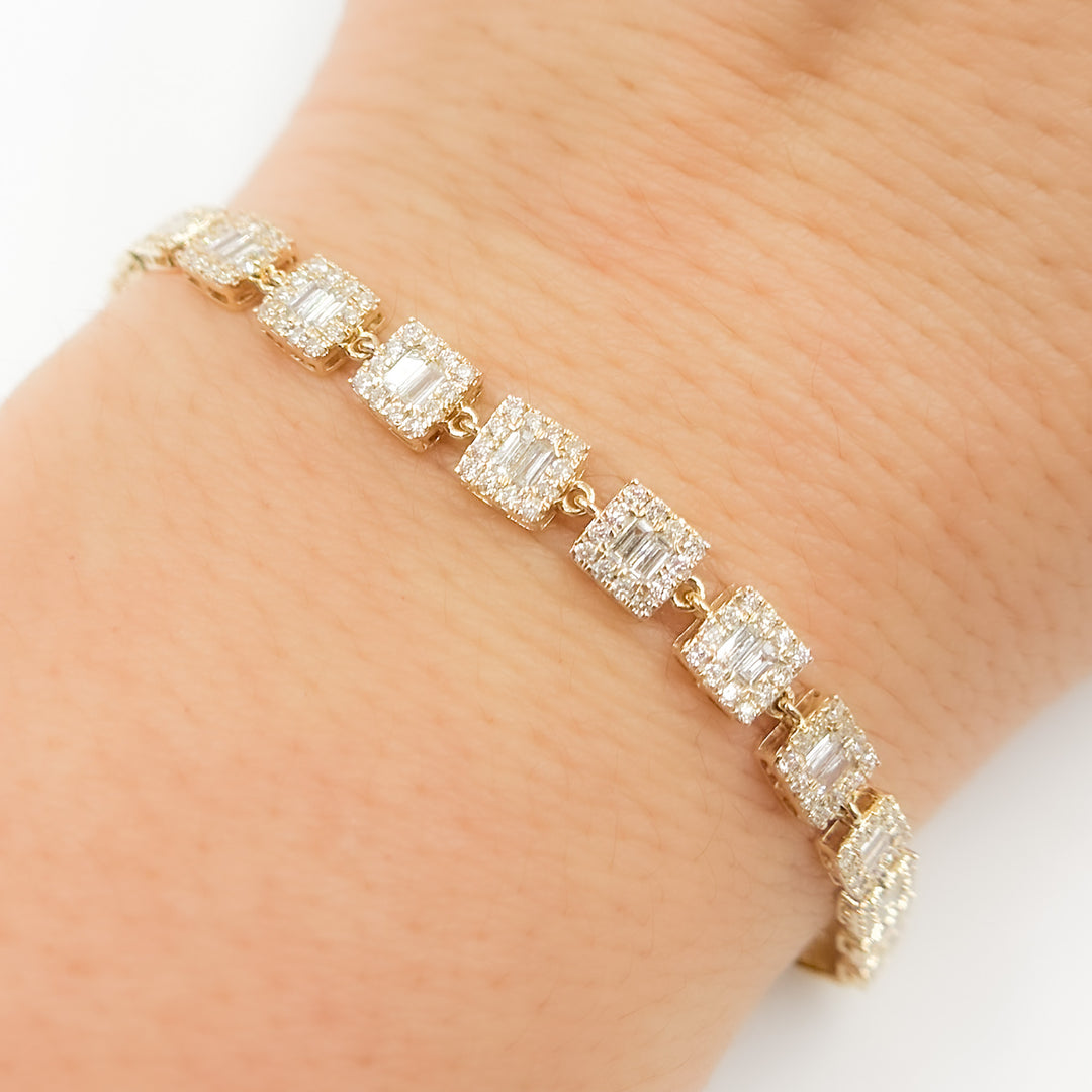 BFM60864. 14K Solid Yellow Gold Diamond Bracelet