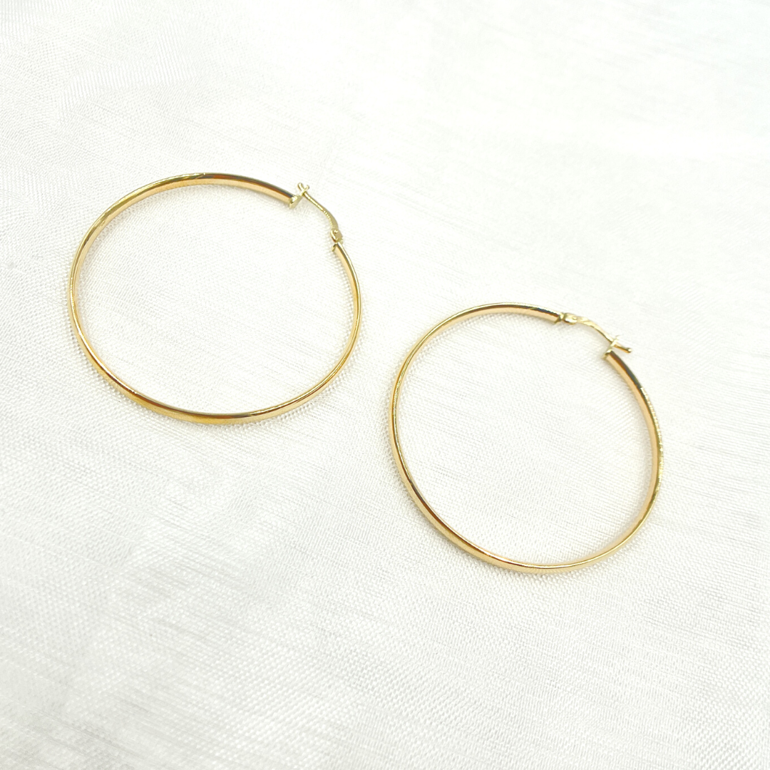 GER159. 14K Solid Gold Hollow Smooth Hoop