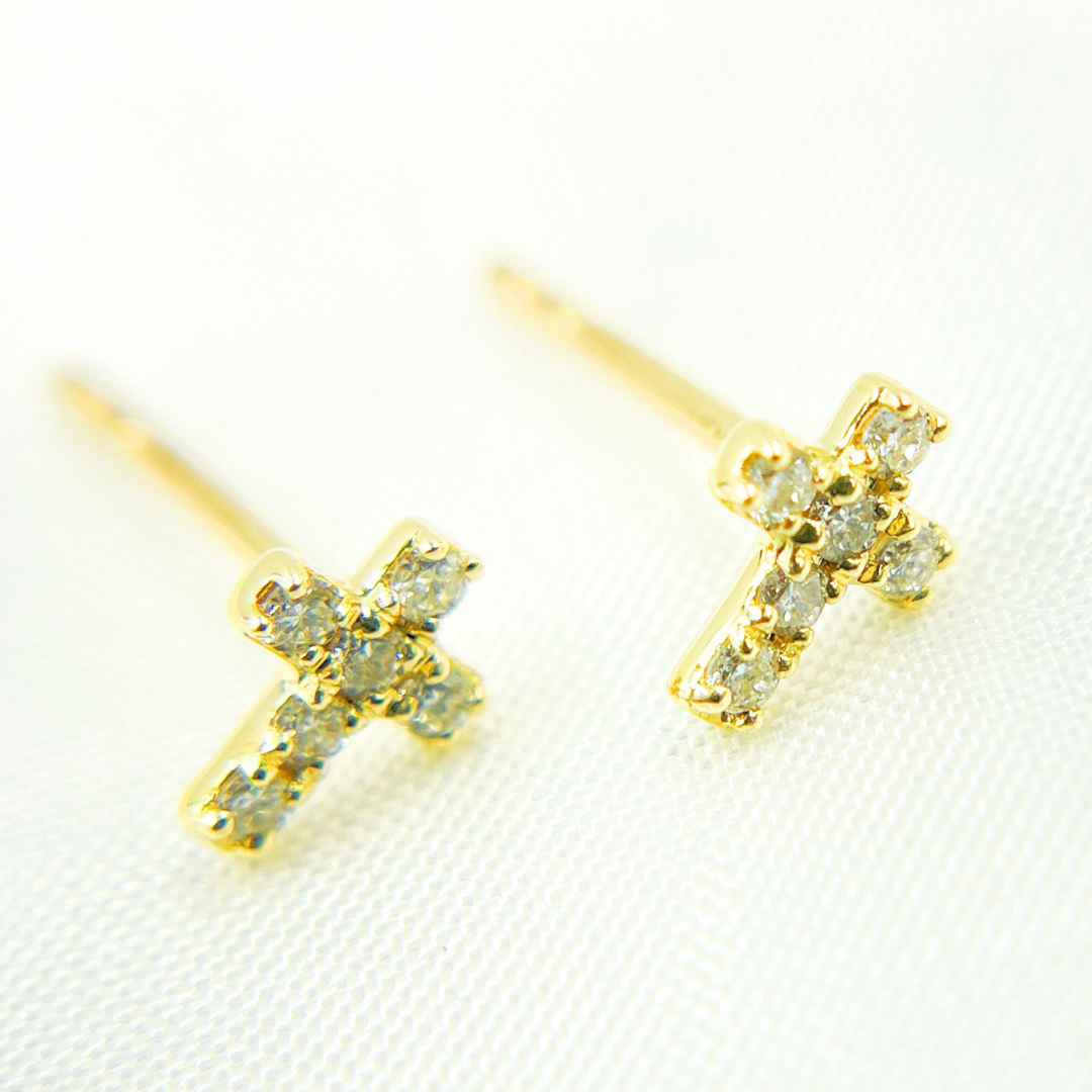 14 Solid Yellow Gold Diamond Cross Studs. ER413908Y