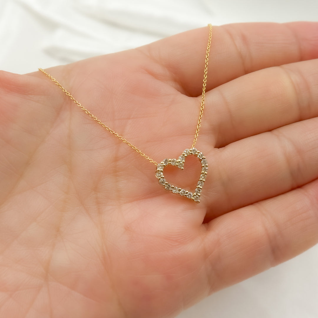 14K Solid Gold Diamond Heart Shape Necklace. TJ0006