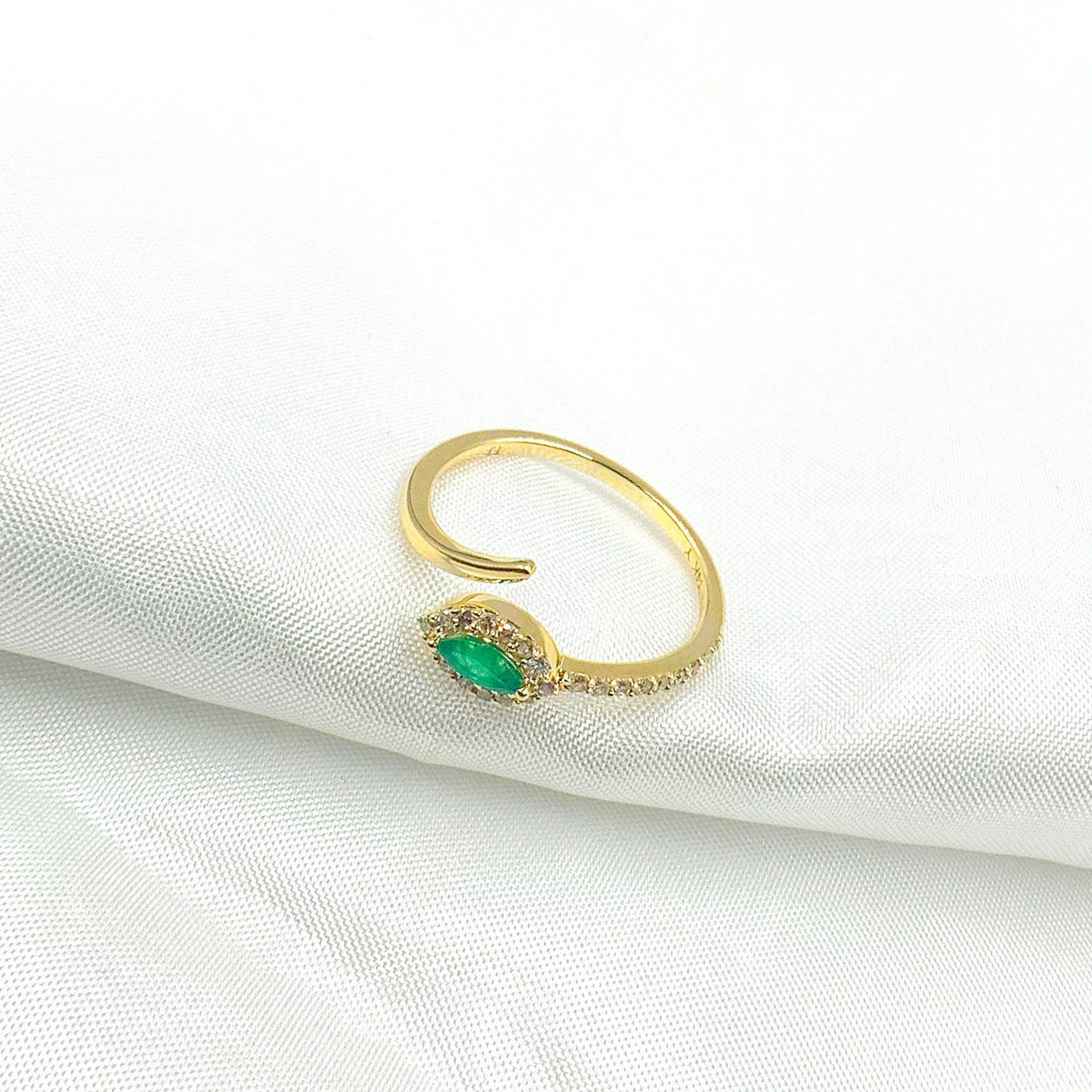 14K Solid Yellow Gold Diamond and Emerald  Ring.