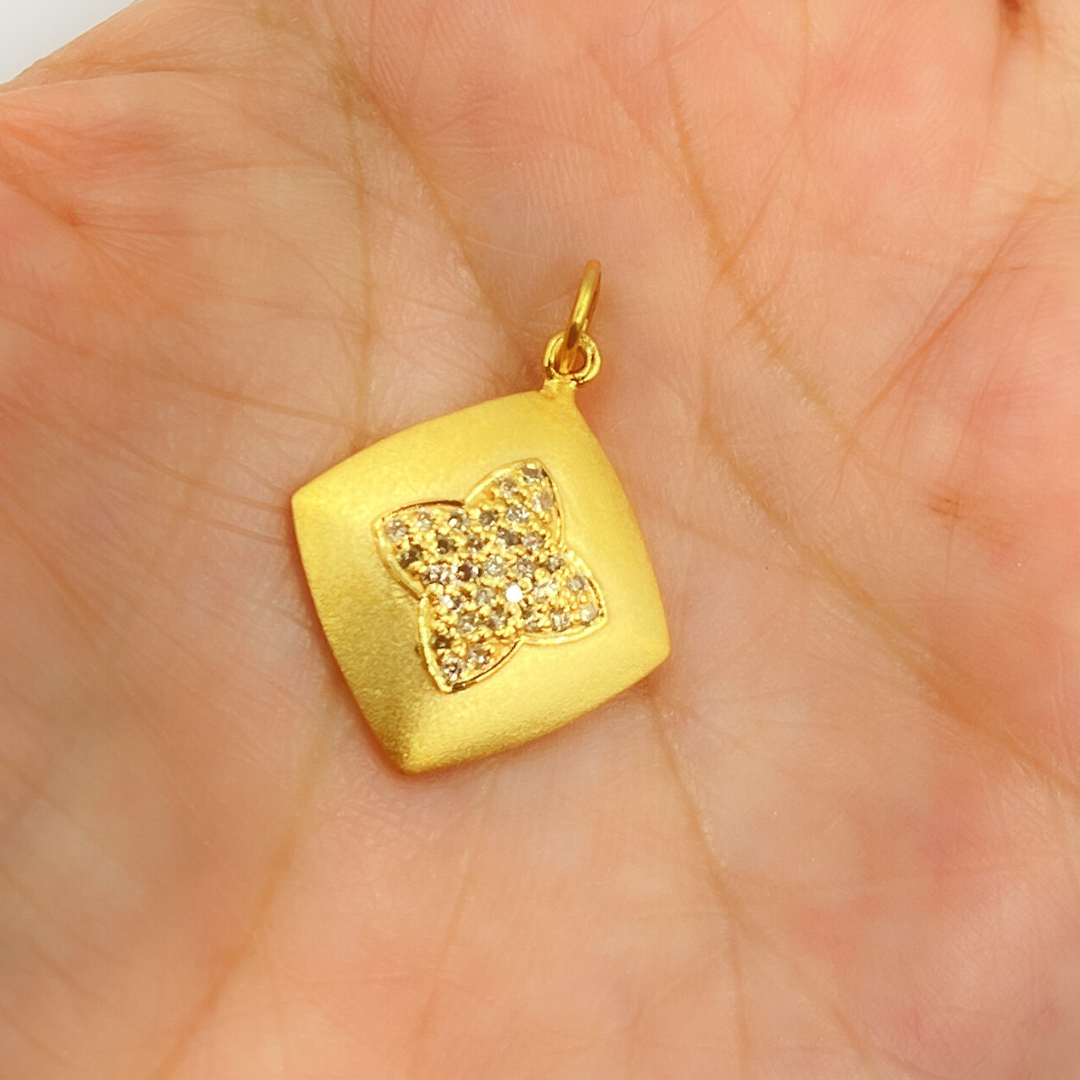 14K Solid Gold Diamonds Flower Square Charm. GDP188