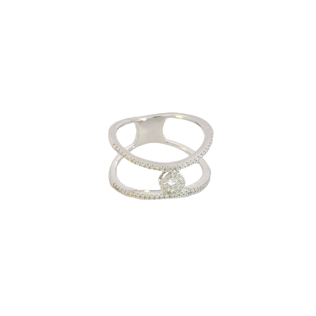 14k Solid White Gold Diamond Ring.