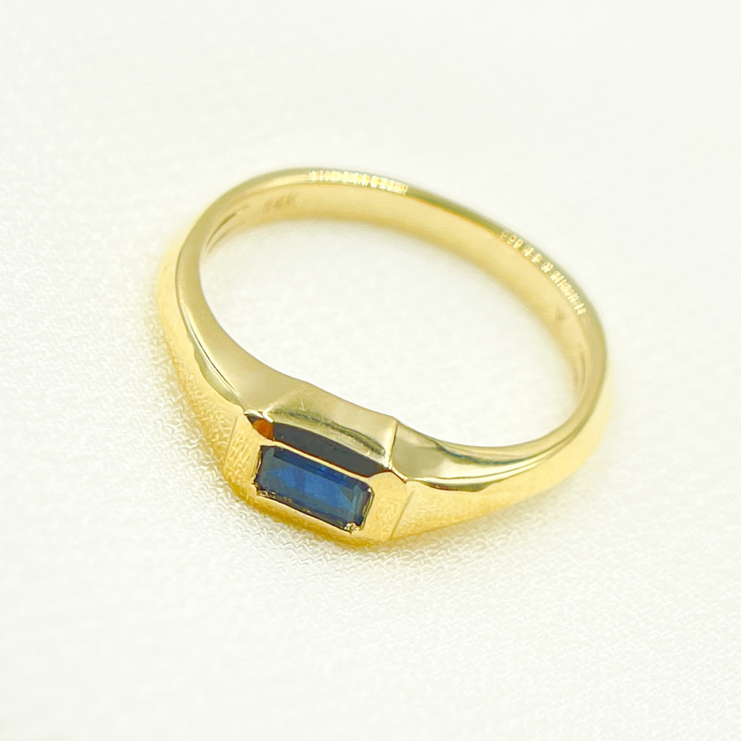 14K Solid Gold Blue Sapphire Ring. REF11478BS