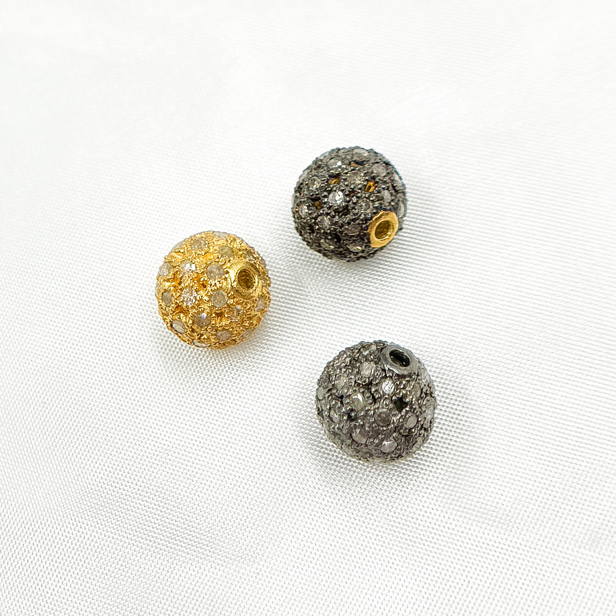 DC831. Diamond & Sterling Silver Round Bead