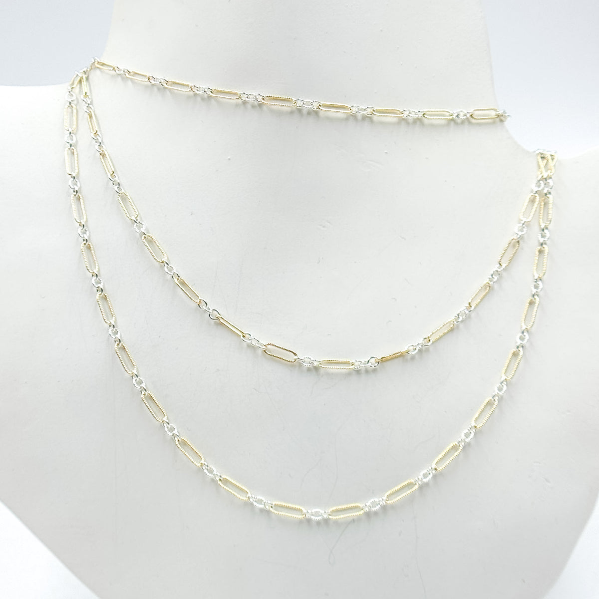 XM/1931K/SP. 14K Gold Filled and Sterling Silver Knurled Link Chain