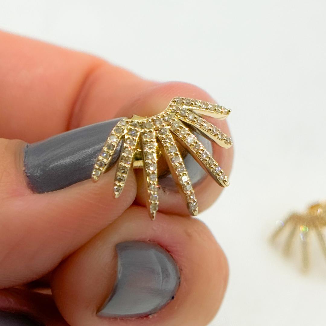 EFF51683Y. 14k Solid Gold Diamond Rays Studs