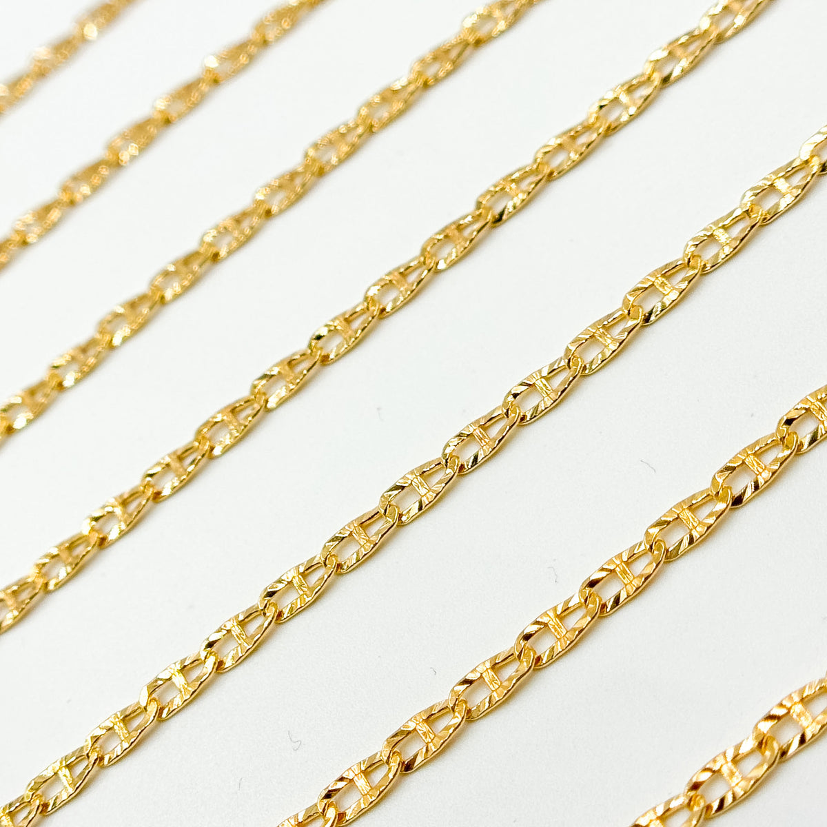 V314GF. 14K Gold Filled Diamond Cut Flat Marina Link Chain