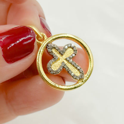 DP462. Diamond Sterling Silver Round Cross Pendant