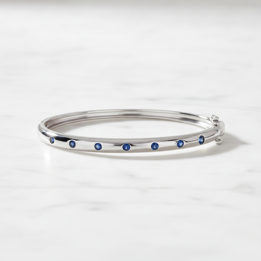 BNZ68717. 14k Solid Gold Bangle