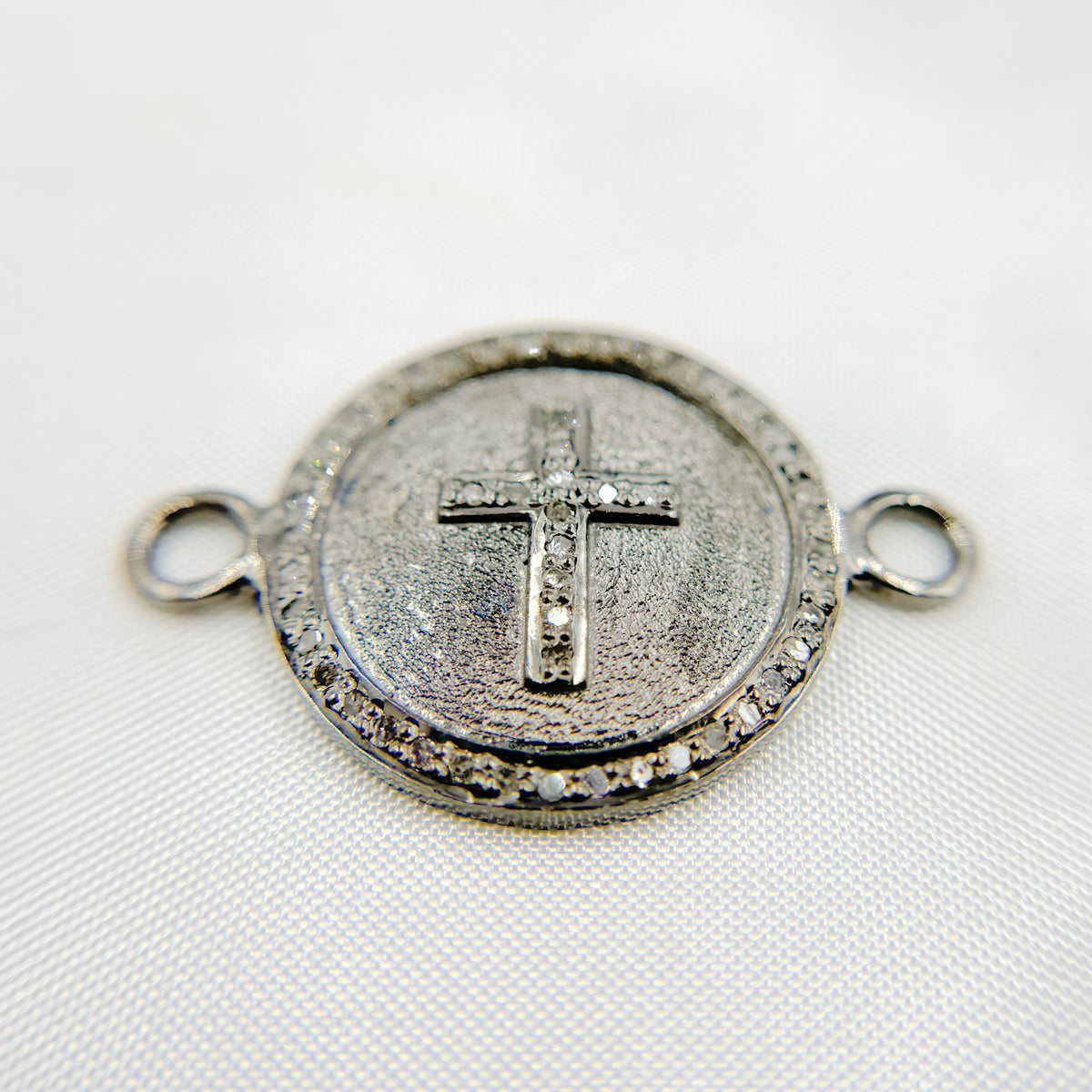 DC548. Diamond Sterling Silver Cross Connector