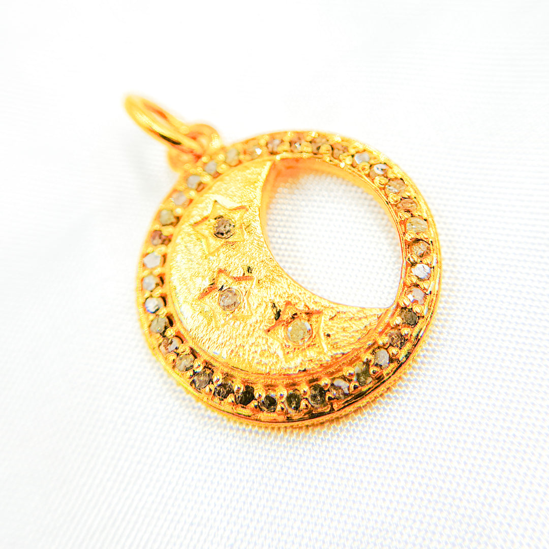 DC074. Diamond Sterling Silver Round Moon and Star Pendant