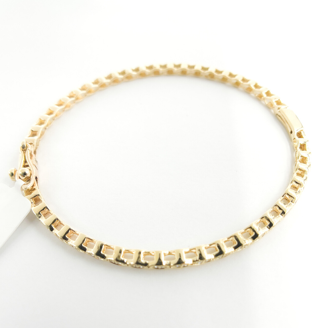 KG102. 14K Solid Gold Diamonds Bangle