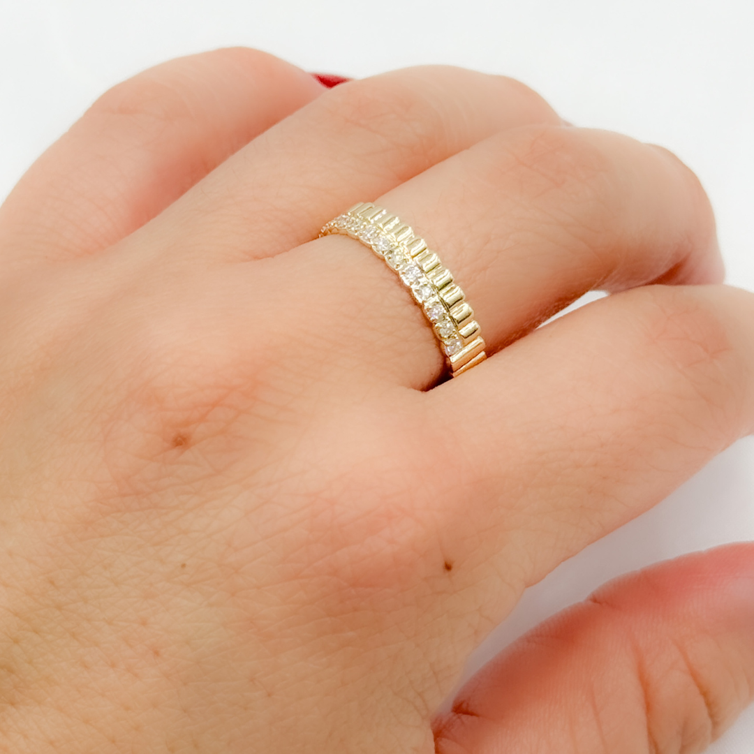 14K Solid Yellow Gold Diamond Ring.