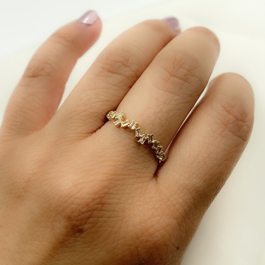 14K Gold Diamond Ring.  GDR107
