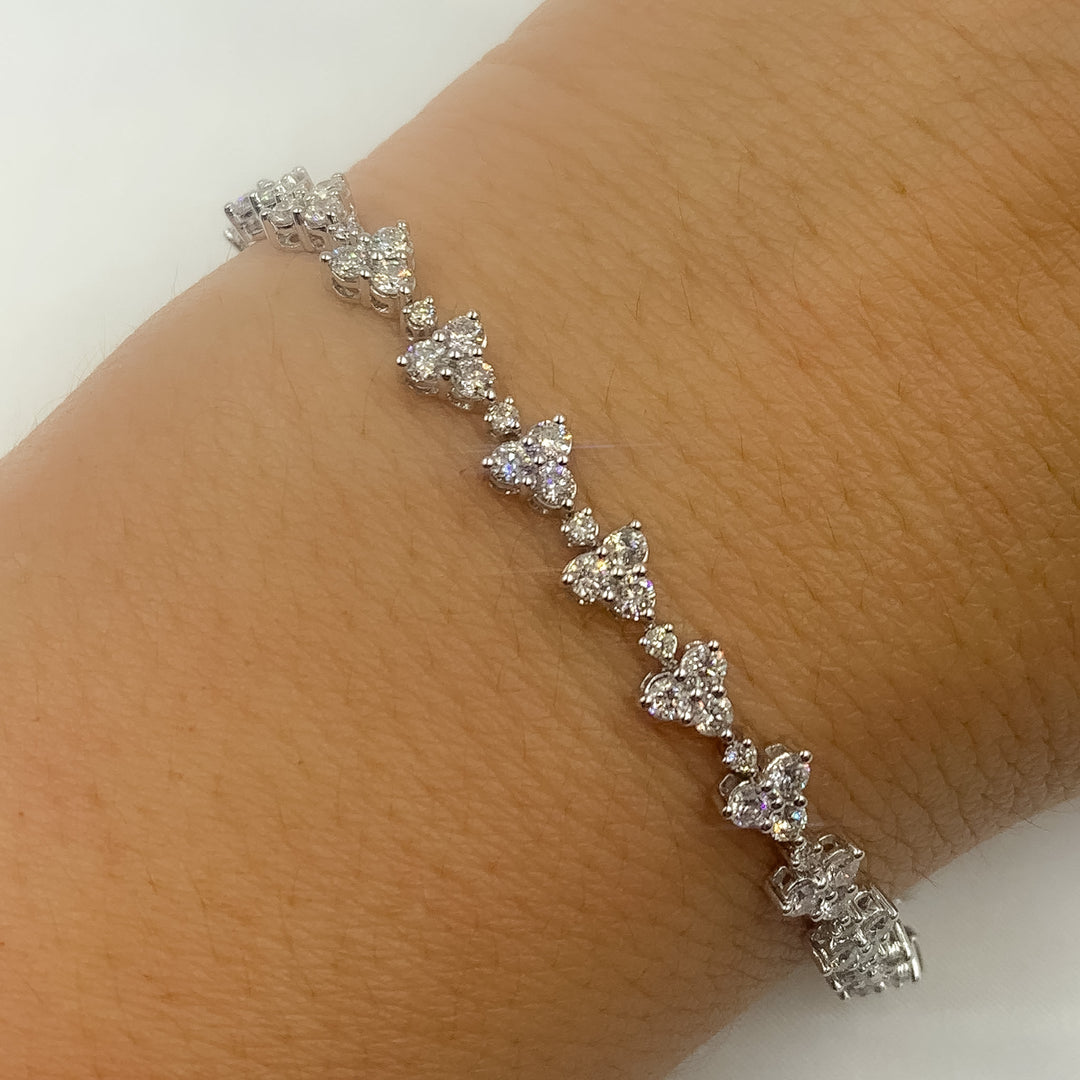 TJ0014. 14k Solid Gold Diamond Bracelet