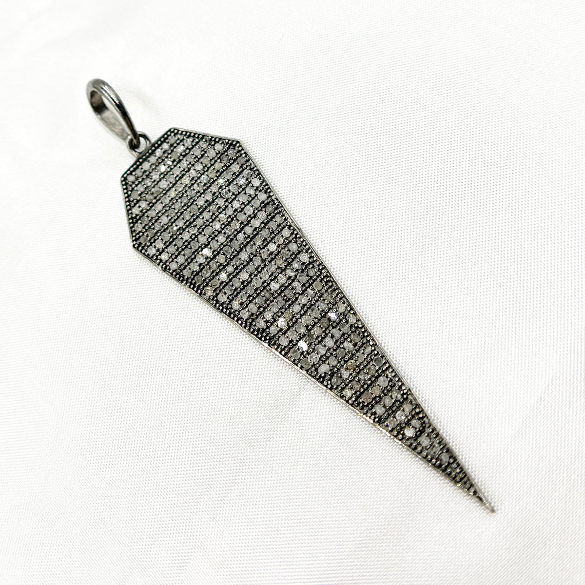 DP053. Diamond & Sterling Silver Arrow Head Pendant