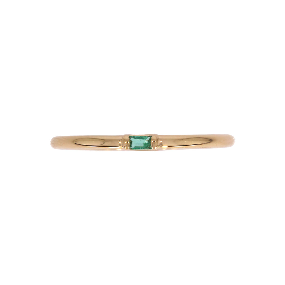RAA01545. 14K Solid Yellow Gold Solo Baguette Ring