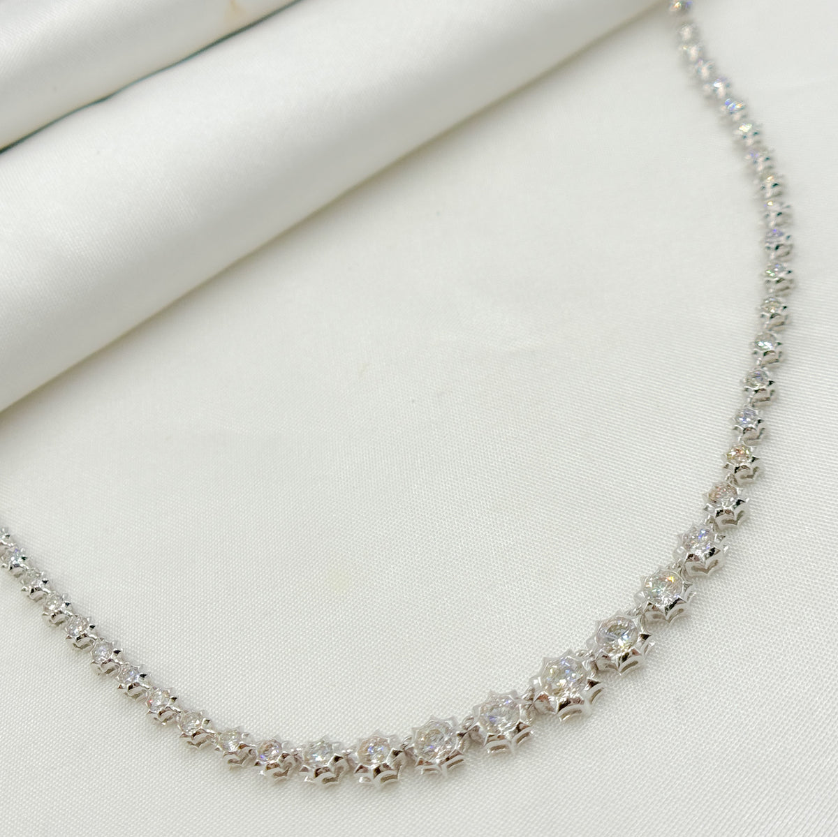 NFS70576. 14K Solid White Gold Diamond Necklace