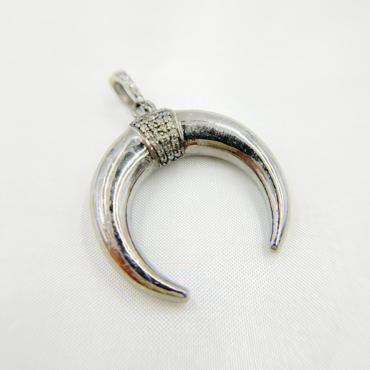 DP183. Diamond Sterling Silver Horn Shape Pendant
