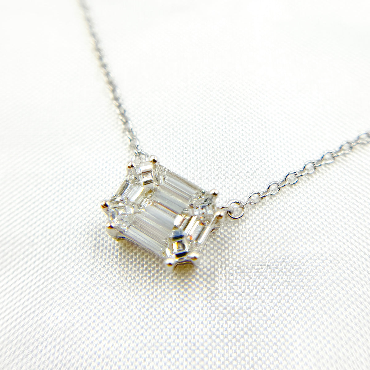 NFI71519. 14K Solid Gold Diamond Necklace