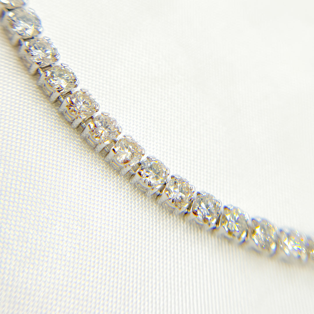 14k Solid Gold Diamond Tennis Bracelet. BTT65202