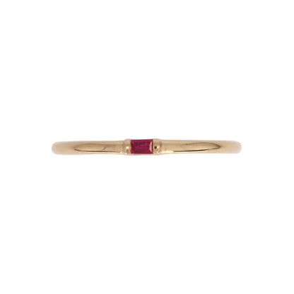RAA01545. 14K Solid Yellow Gold Solo Baguette Ring