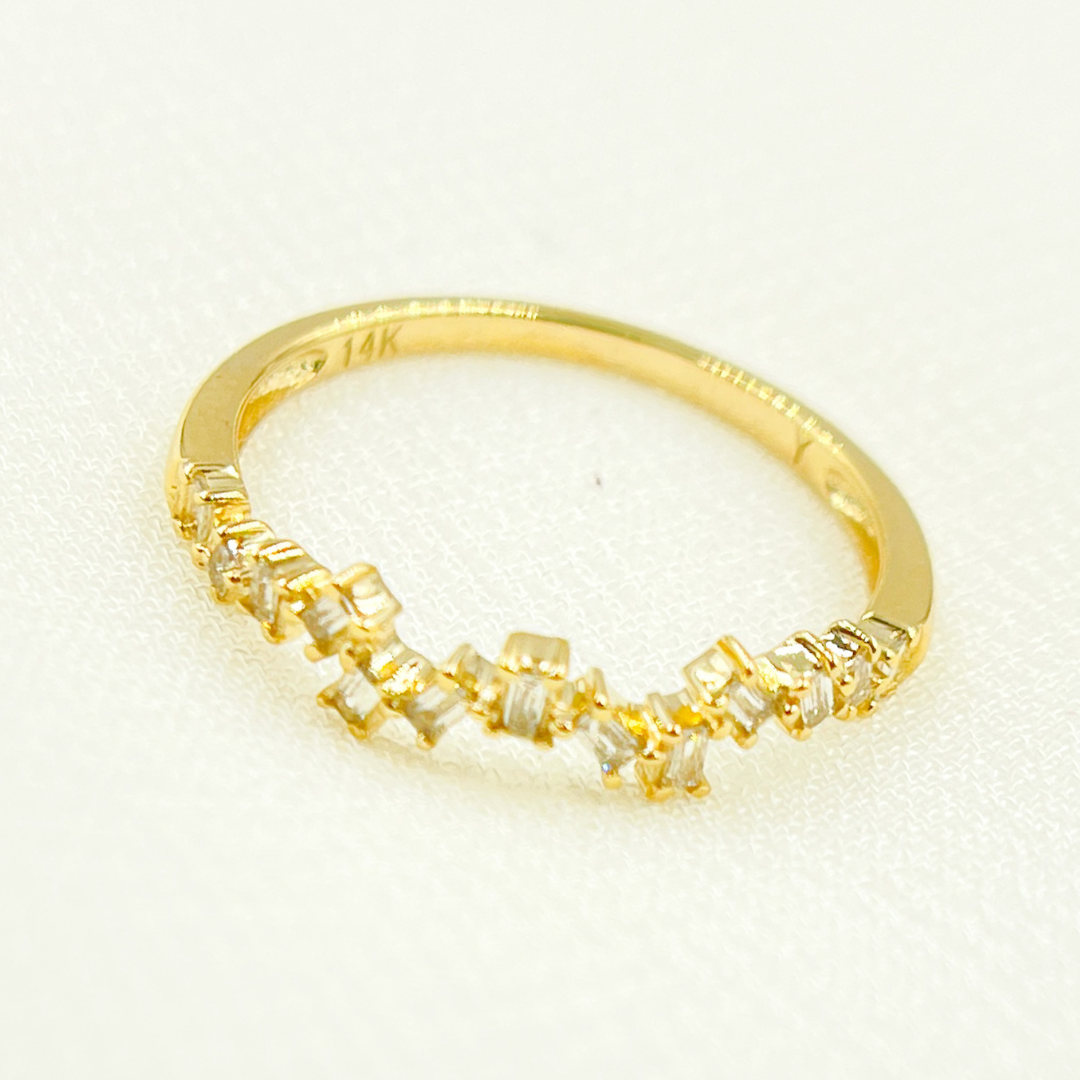 14K Gold Diamond Ring.  GDR107