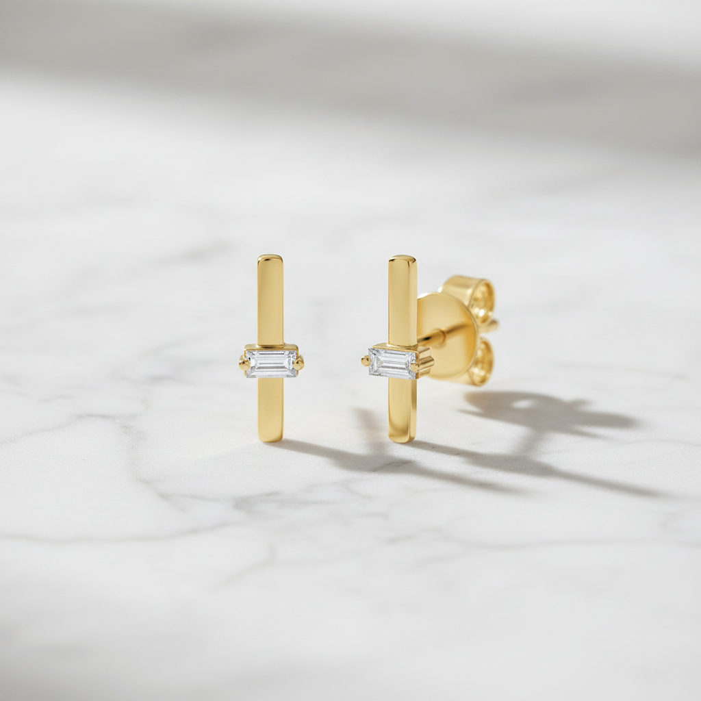 EFA54270. 14K Solid Gold Diamond Bar Studs