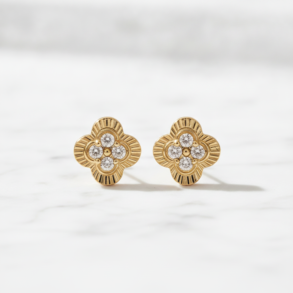 EFA53390. 14K Solid Gold Diamond Flower Stud Earrings