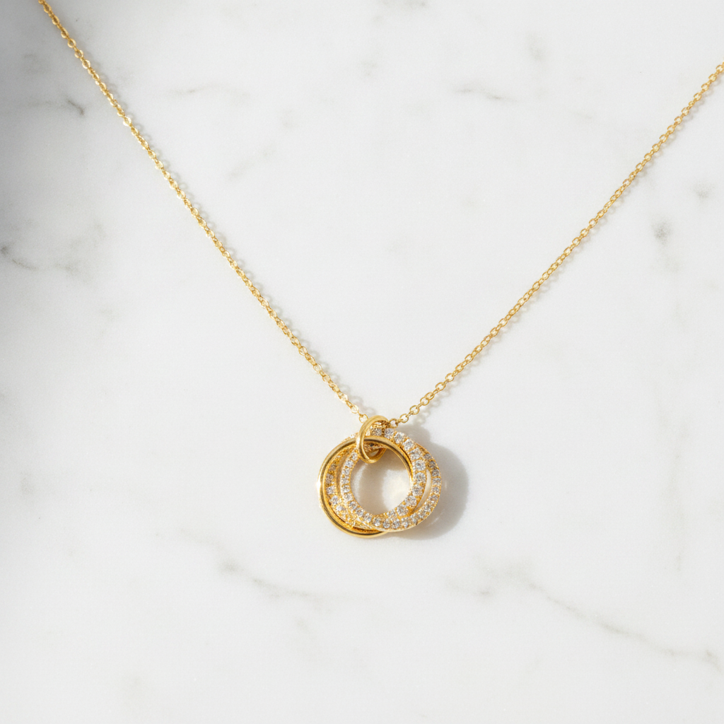 PFD33395. 14K Solid Yellow Gold Diamond Fancy Circle Necklace