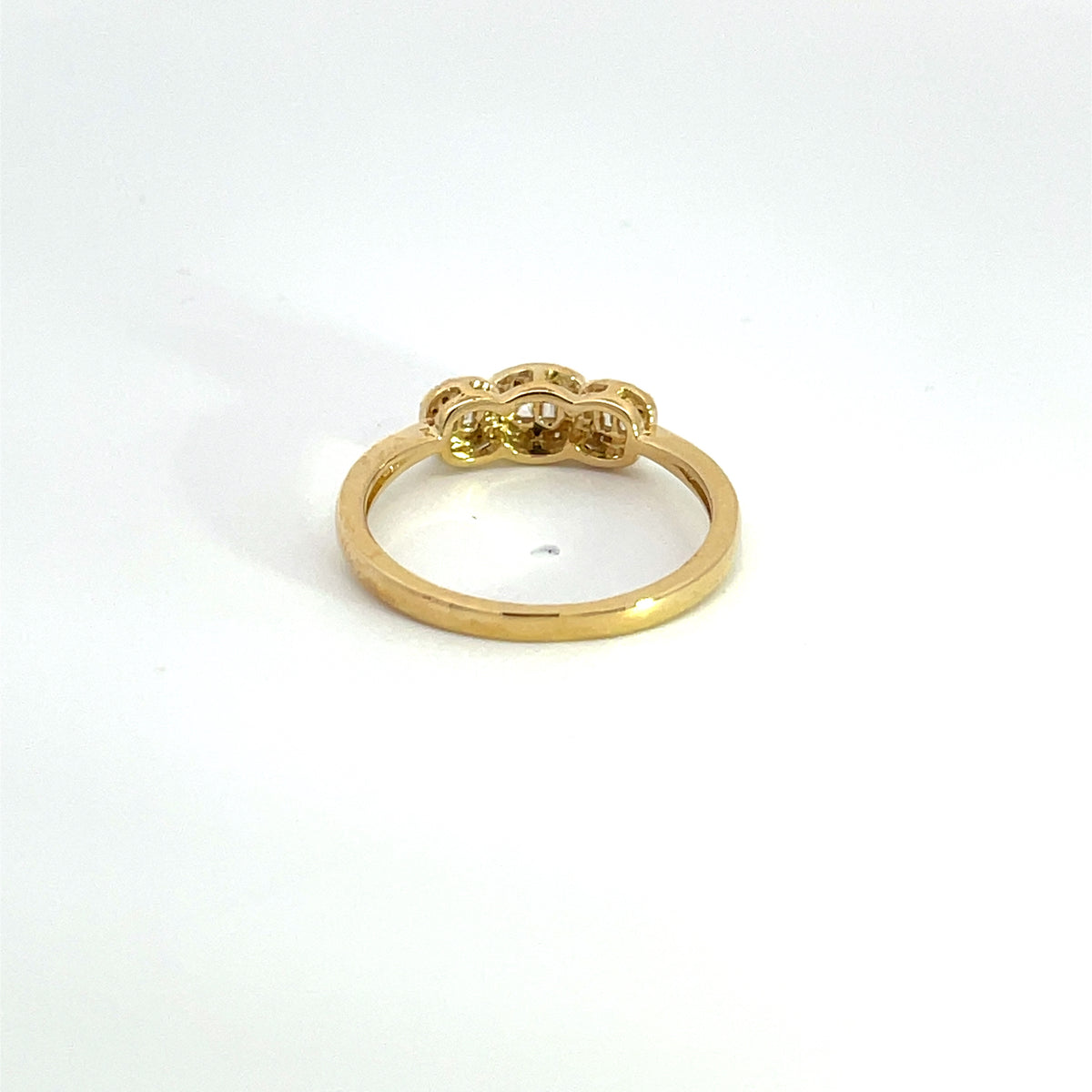 14k Solid Yellow Gold Diamond Ring.