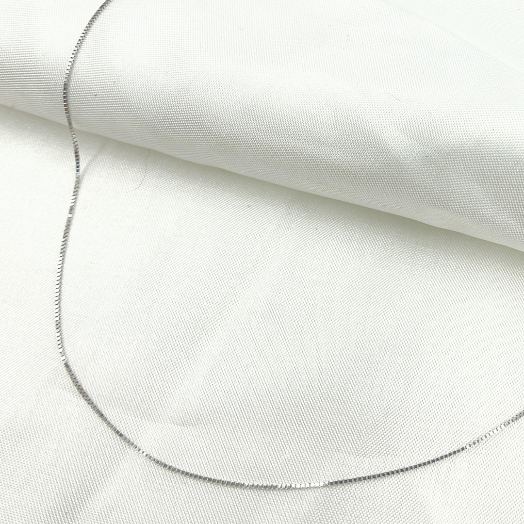 040VEDWG. 14K Solid White Gold Box Chain