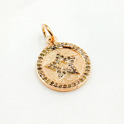 DC822. Diamond Sterling Silver Round "XO" Charm