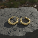 Load image into Gallery viewer, GER134. 14K Gold Twisted Hollow Hoop Earrings