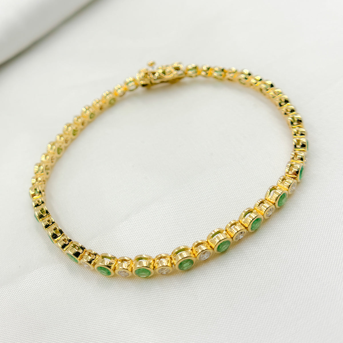 BTL65122EM. 14k Solid Gold Diamond and Gemstone Tennis Bracelet