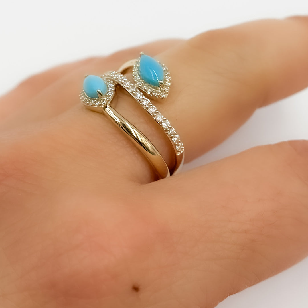CR97179TQ7X3.5. 14K Solid Gold Diamond and Turquoise Ring