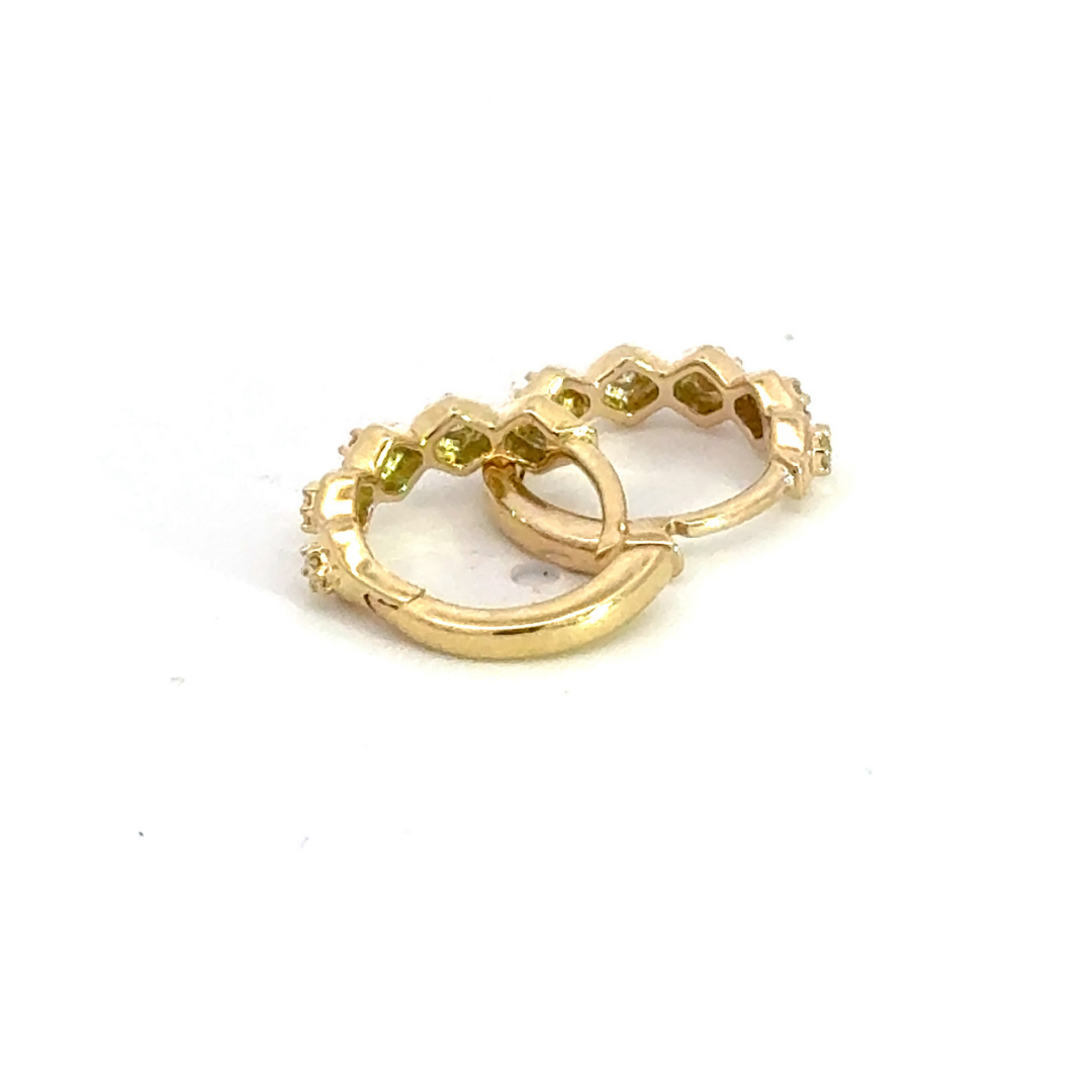 14K Solid Gold Diamond Hoop Earrings. HP402076Y