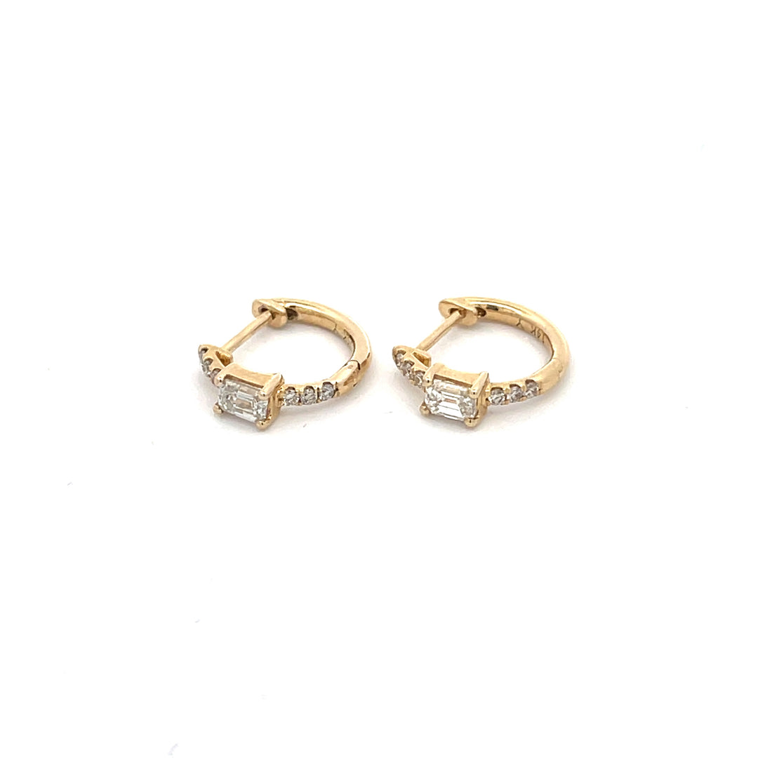 EHI56727. 14k Solid Gold Diamond Huggies