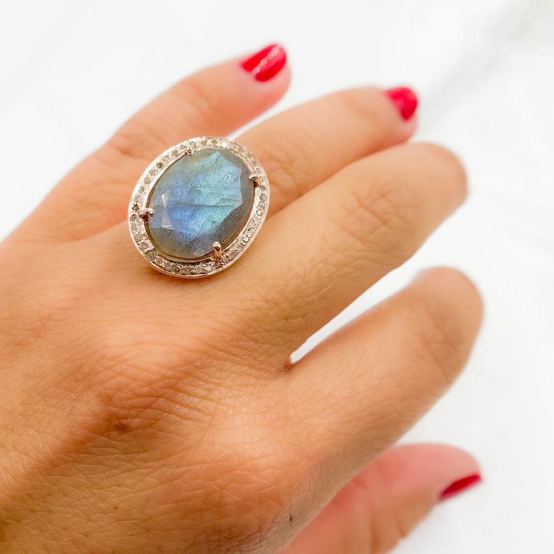 DE018. Diamond Sterling Silver Labradorite Oval Ring