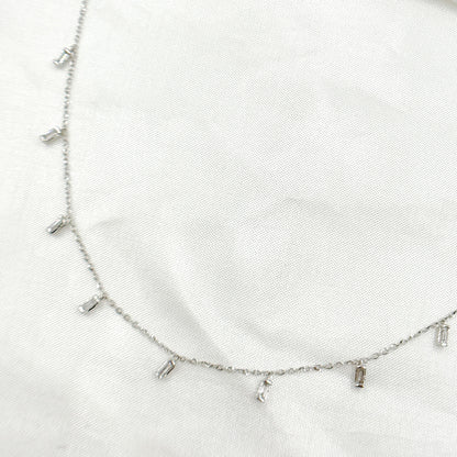 NT401865. 14K Solid Gold Diamond Dangle Necklace