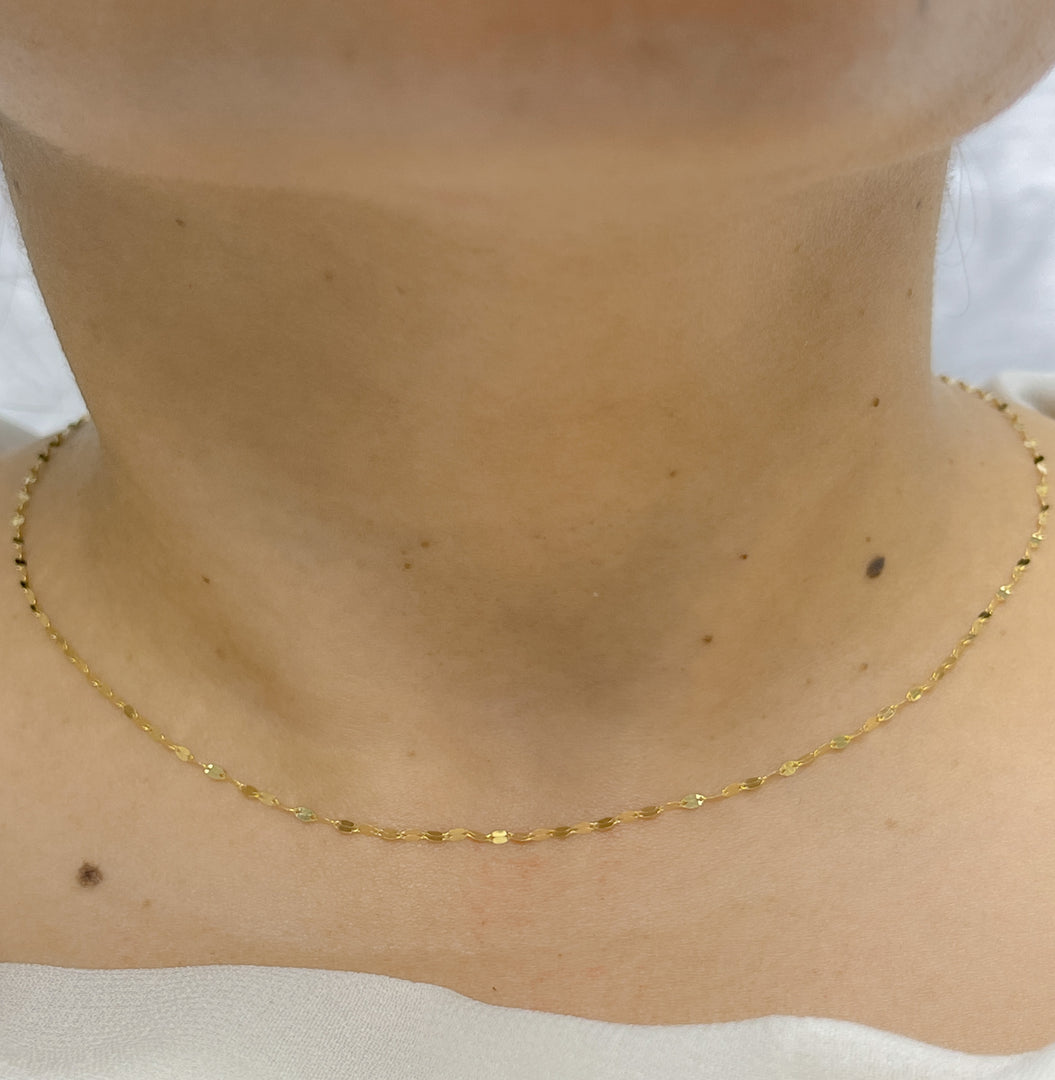 027FV10. 14K Solid Gold Flat Marina Chain