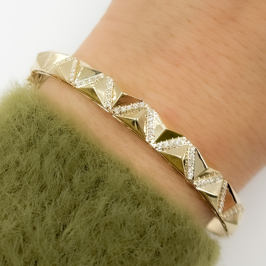 DBG00351. 14K Solid Gold Diamond Bangle